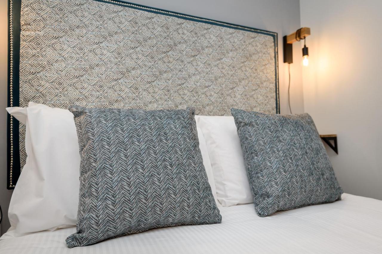 Portbyhan Hotel Looe Bagian luar foto