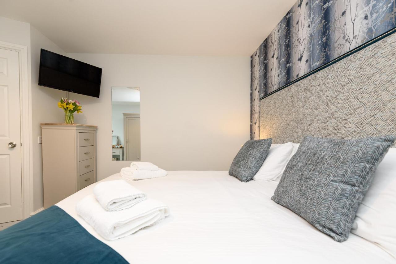 Portbyhan Hotel Looe Bagian luar foto