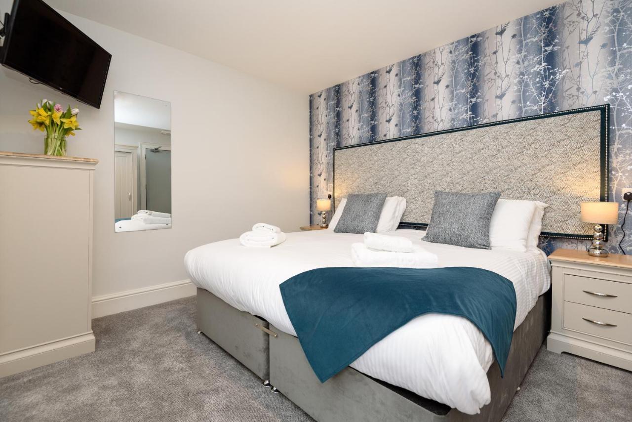 Portbyhan Hotel Looe Bagian luar foto